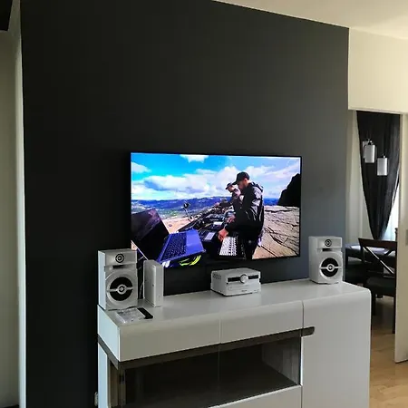 Kwatera prywatna New Modern Private Rooms In Tallinn Center